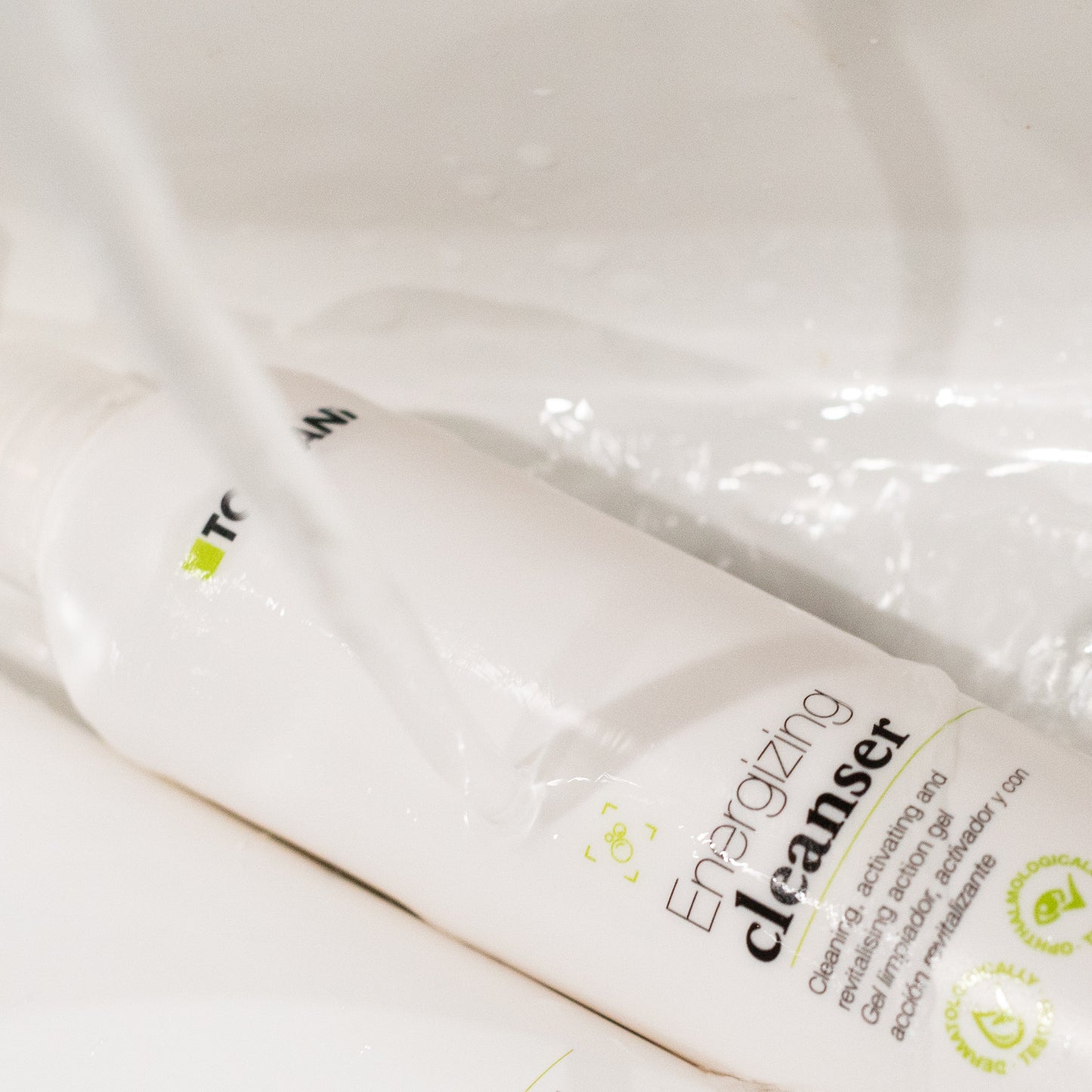 Energizing Cleanser Gel 200ml